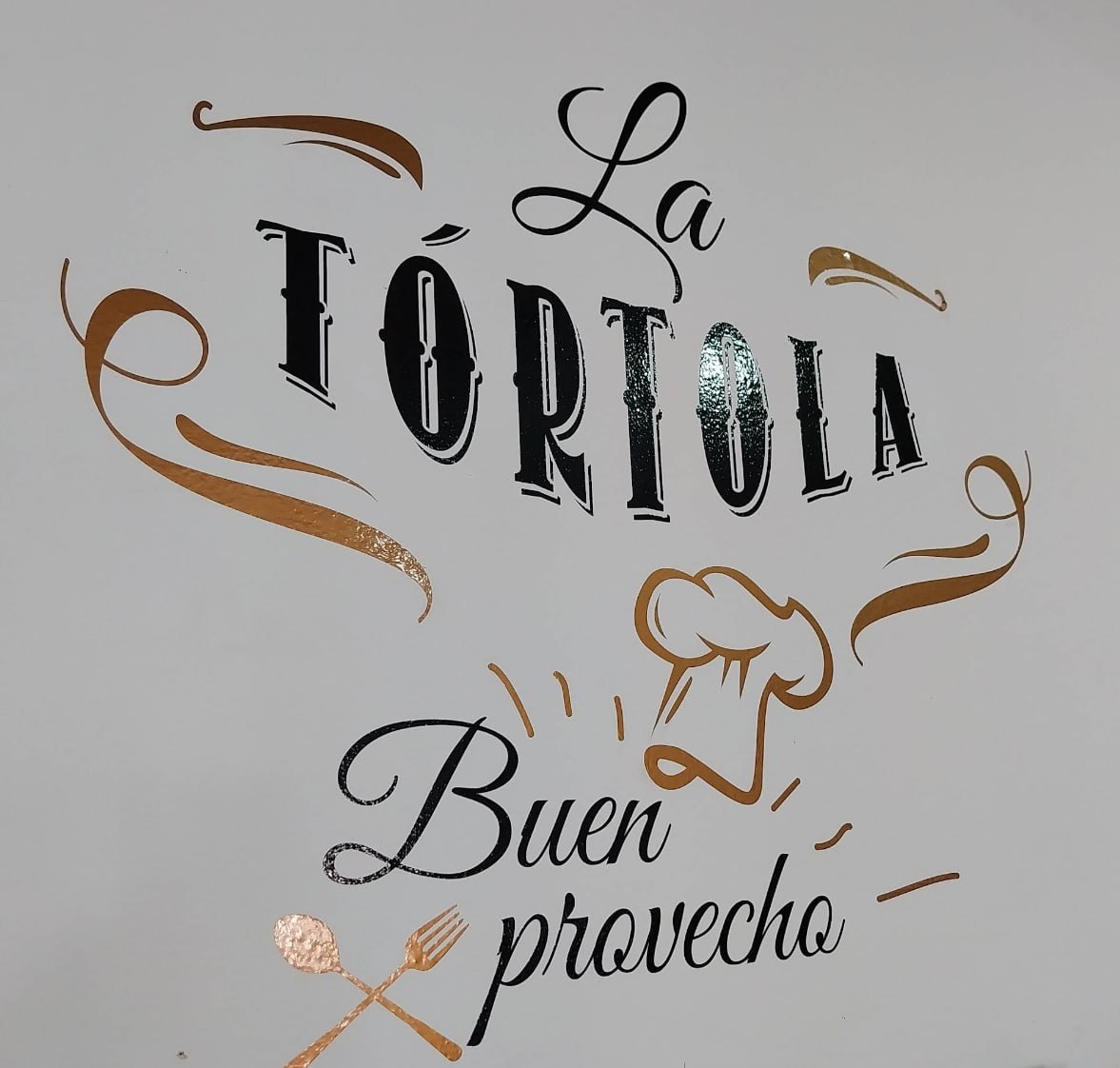 Interior del bar — tradición en cada rincón