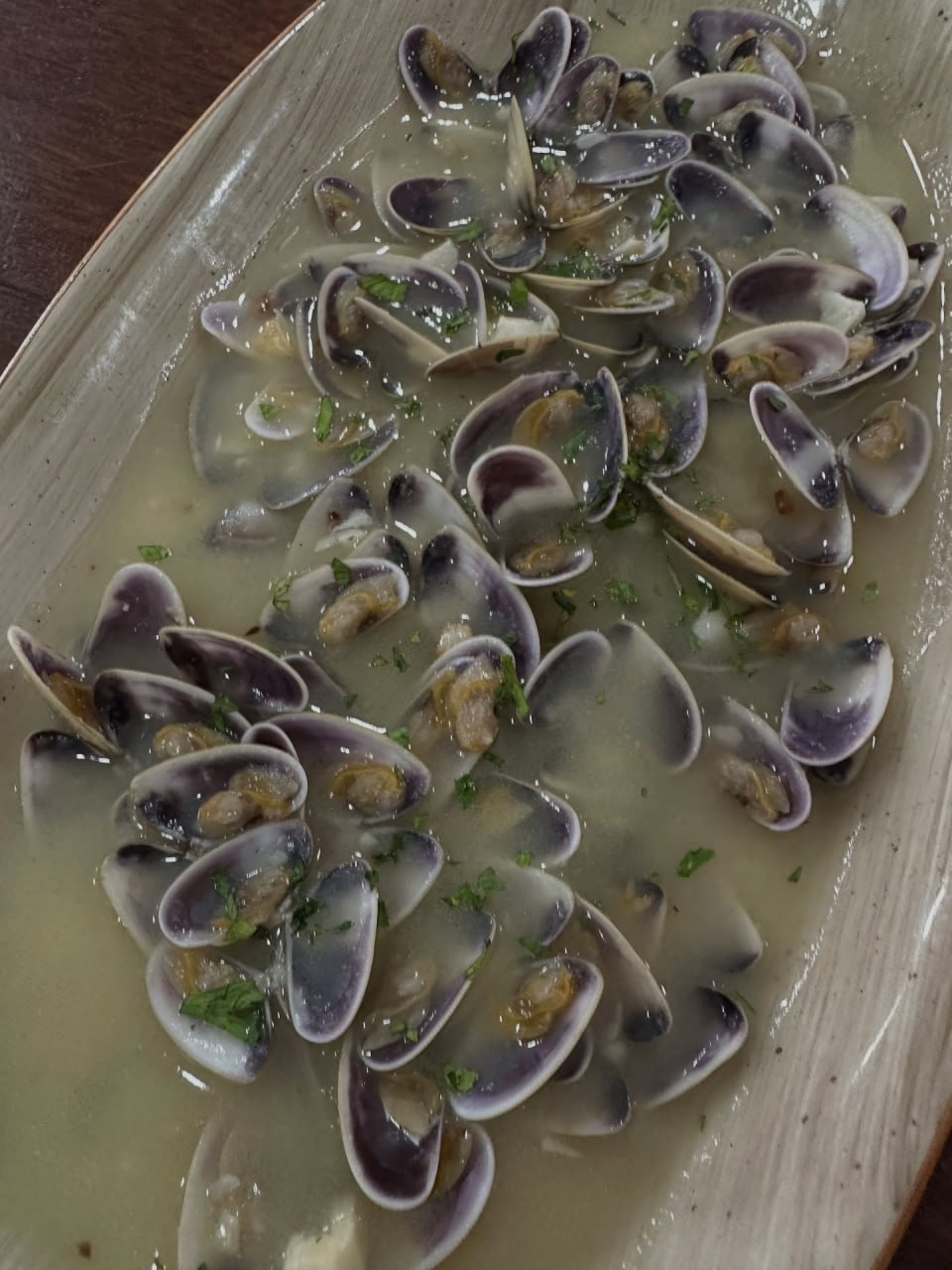 Coquinas al ajillo